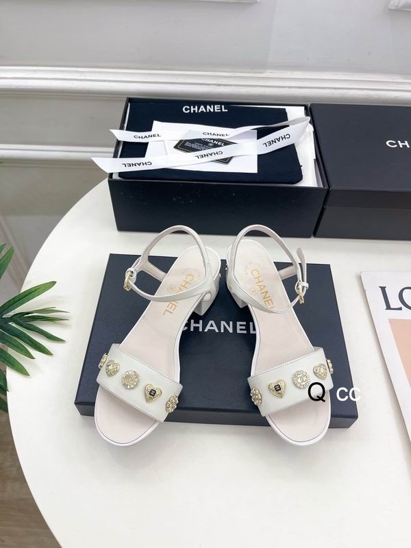 Chanel Women's Slippers 148